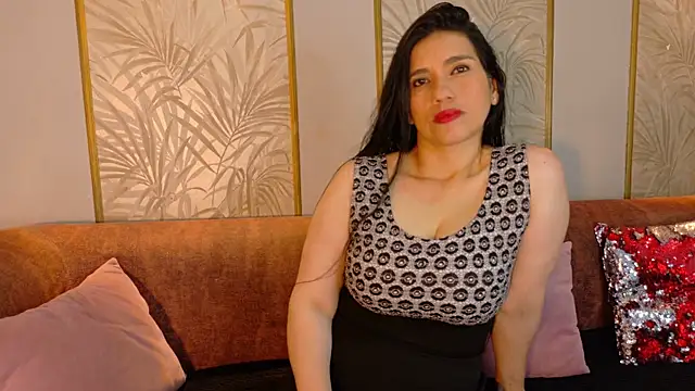 Snapshot of Dalila_5 chatting on June 16, 7:38 pm Dalila 5 online show from June 16, 7:38 pm