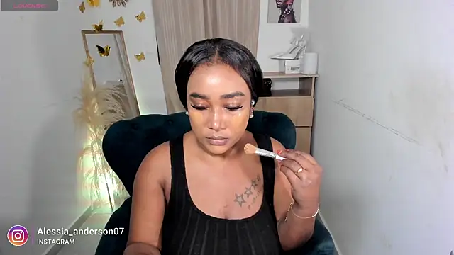 Snapshot of alessia_anderson chatting on February 9, 1:55 am alessia anderson online show from February 9, 1:55 am