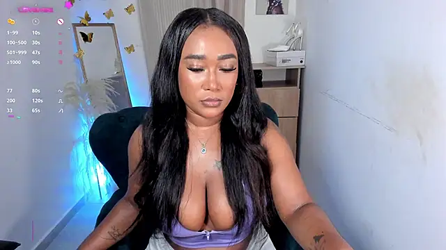 Snapshot of alessia_anderson chatting on February 11, 8:15 am alessia anderson online show from February 11, 8:15 am