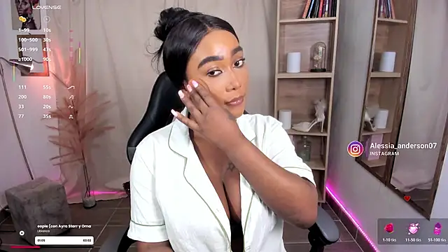 Snapshot of alessia_anderson chatting on February 20, 6:37 am alessia anderson online show from February 20, 6:37 am