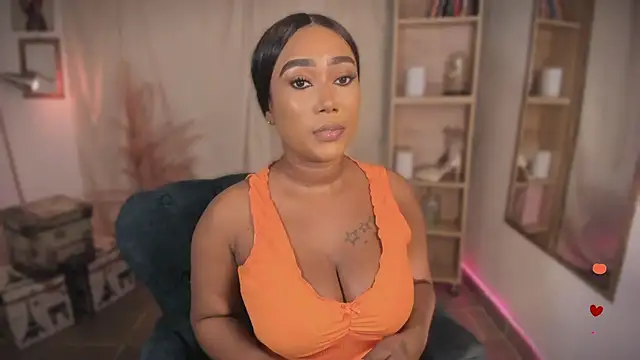 Snapshot of alessia_anderson chatting on February 25, 3:16 am alessia anderson online show from February 25, 3:16 am