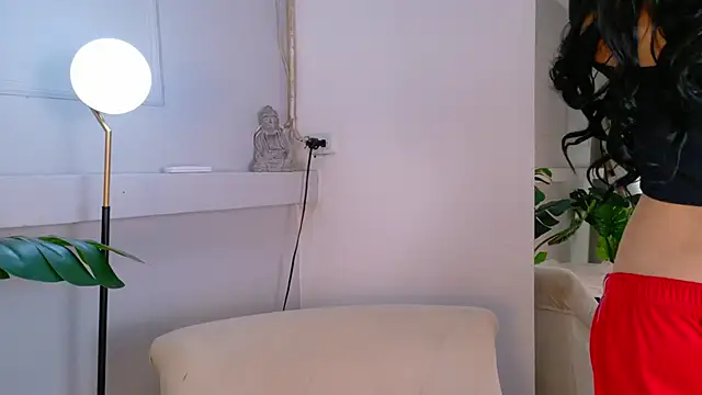 ZoeyPetit online show from June 8, 12:05 pm