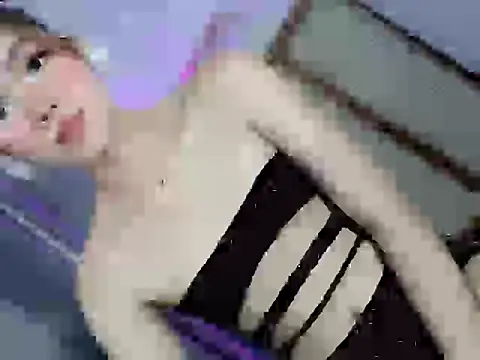 Snapshot of Rose_victoria18 chatting on June 20, 6:27 am Rose victoria18 online show from June 20, 6:27 am