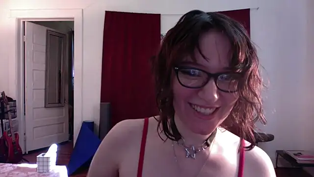 Snapshot of AnnywnBelle chatting on May 14, 10:05 pm AnnywnBelle online show from May 14, 10:05 pm