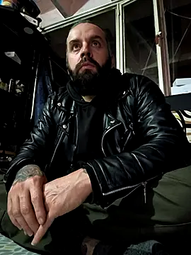 erikthor online show from May 5, 7:05 am