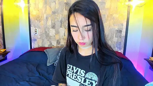 Snapshot of AshleyGross_ chatting on May 28, 7:44 pm AshleyGross online show from May 28, 7:44 pm