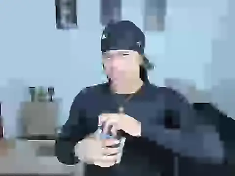 Snapshot of sant_wahlberg chatting on July 29, 12:20 am sant wahlberg online show from July 29, 12:20 am