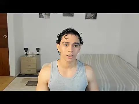 Snapshot of mateo_jack chatting on May 19, 1:50 pm mateo jack online show from May 19, 1:50 pm