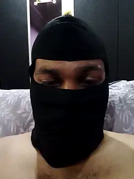 Snapshot of GOAn_couple chatting on May 9, 2:28 am GOAn couple online show from May 9, 2:28 am
