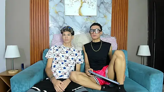 KING BOYS2026 online show from April 29, 1:32 am