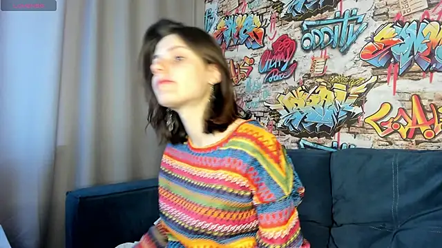 Snapshot of Kira_Be11 chatting on June 5, 1:12 am Kira Be11 online show from June 5, 1:12 am