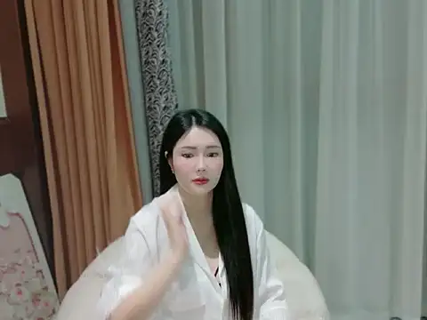 YuYu2604255 online show from April 28, 12:21 pm