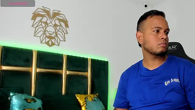 Snapshot of Jay_raze chatting on May 12, 11:40 am Jay raze online show from May 12, 11:40 am