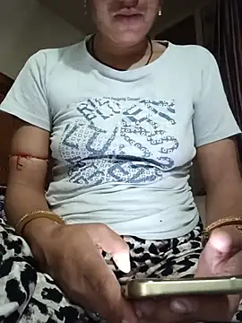 Snapshot of annu_47 chatting on July 9, 4:55 pm annu 47 online show from July 9, 4:55 pm