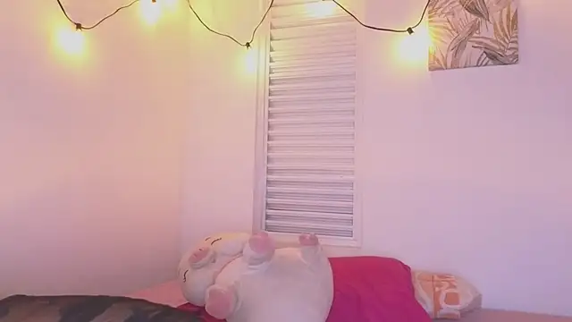 VictoriaaLopez online show from June 23, 7:01 pm