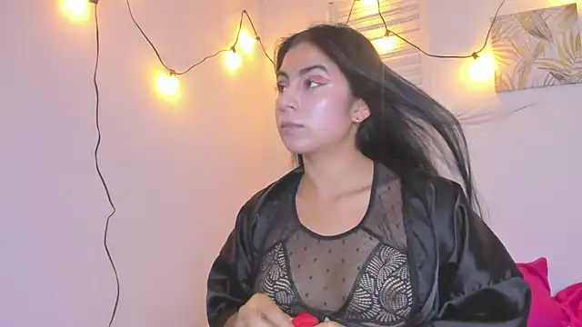 VictoriaaLopez online show from June 30, 7:04 pm