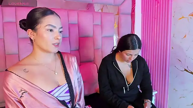 Snapshot of Anal_Temptation chatting on July 28, 4:50 pm Anal Temptation online show from July 28, 4:50 pm