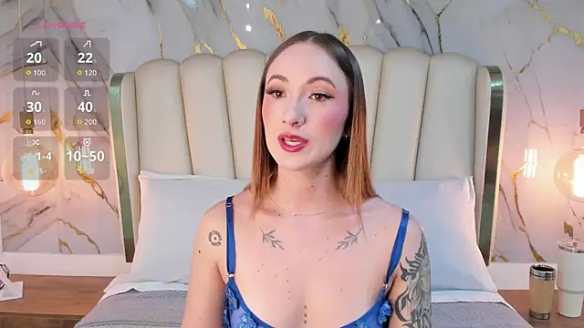 Snapshot of Hannah_Lane chatting on July 17, 12:23 pm Hannah Lane online show from July 17, 12:23 pm