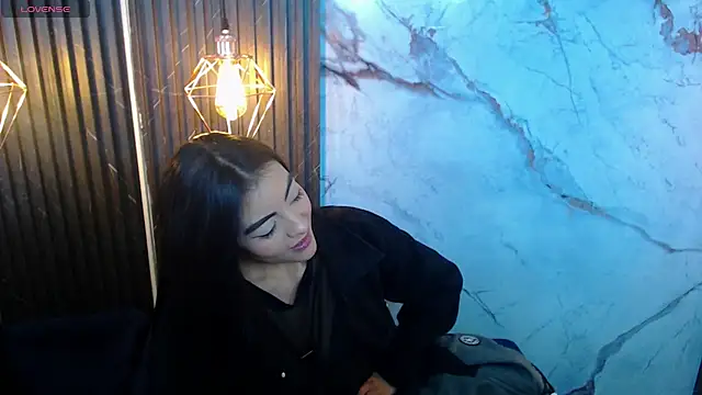 RoxxySweet01 online show from April 29, 4:33 pm