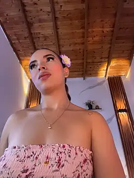 catalina lafer online show from May 24, 1:27 pm