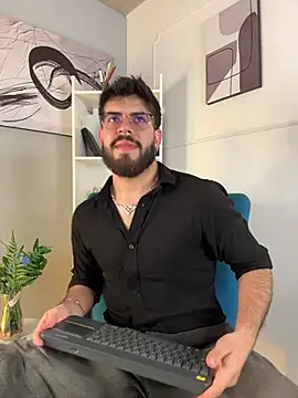 DomBoy  online show from June 14, 8:00 pm