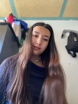 Alix Rousses20 online show from May 9, 3:39 pm