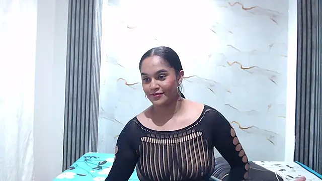 Snapshot of Liaa_cams chatting on June 5, 3:13 am Liaa cams online show from June 5, 3:13 am