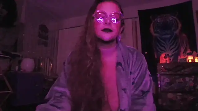 bewerekitten online show from May 23, 6:29 am