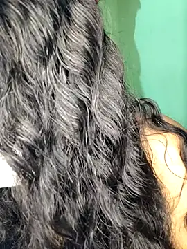 Snapshot of tamil_butterfly chatting on May 30, 8:17 pm tamil butterfly online show from May 30, 8:17 pm