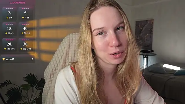 Eve Sin online show from June 17, 3:31 am