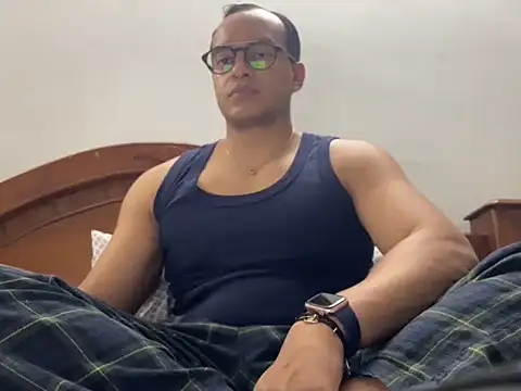 Esteban Steel online show from May 7, 2:17 am