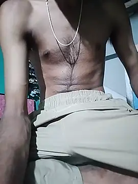 Snapshot of Tushu_under19_boy chatting on May 21, 4:14 pm Tushu under19 boy online show from May 21, 4:14 pm