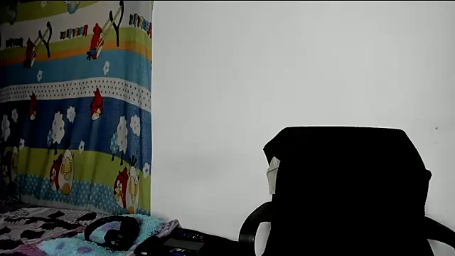 Snapshot of Vannellope_vladimir chatting on May 26, 1:51 pm Vannellope vladimir online show from May 26, 1:51 pm