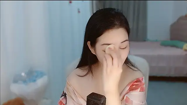 Amy-cnbaby online show from August 4, 1:53 am