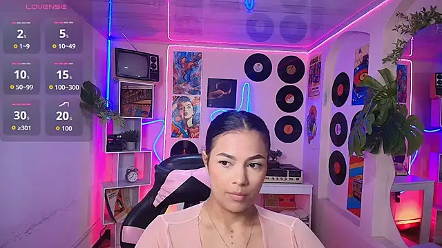Snapshot of Duulce_mia chatting on May 16, 11:20 am Duulce mia online show from May 16, 11:20 am