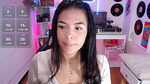 Snapshot of Duulce_mia chatting on June 13, 11:08 am Duulce mia online show from June 13, 11:08 am