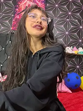Snapshot of Noa_lau chatting on July 7, 4:04 am Noa lau online show from July 7, 4:04 am