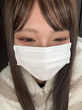 Sakuna oO online show from May 8, 1:38 pm