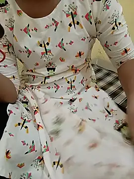 Snapshot of Seema_yadav01 chatting on August 5, 5:10 am Seema yadav01 online show from August 5, 5:10 am