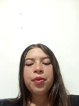 Snapshot of DiamondNath_ chatting on May 4, 12:39 am DiamondNath online show from May 4, 12:39 am