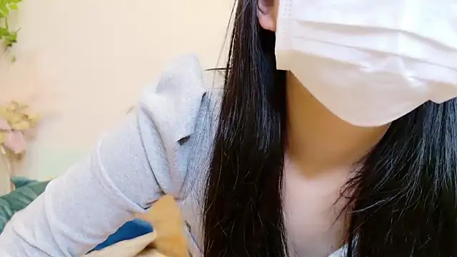 Snapshot of -Luna_JP- chatting on June 30, 11:33 am -Luna JP- online show from June 30, 11:33 am