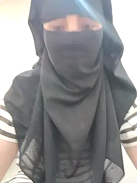 Snapshot of Rahaf_Star chatting on June 22, 12:46 pm Rahaf Star online show from June 22, 12:46 pm