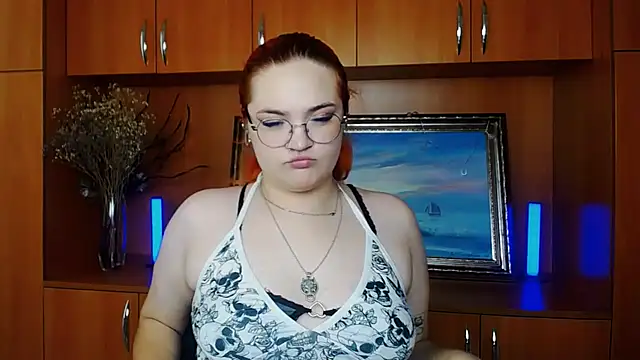 Snapshot of RinaRiii chatting on July 17, 12:01 pm RinaRiii online show from July 17, 12:01 pm