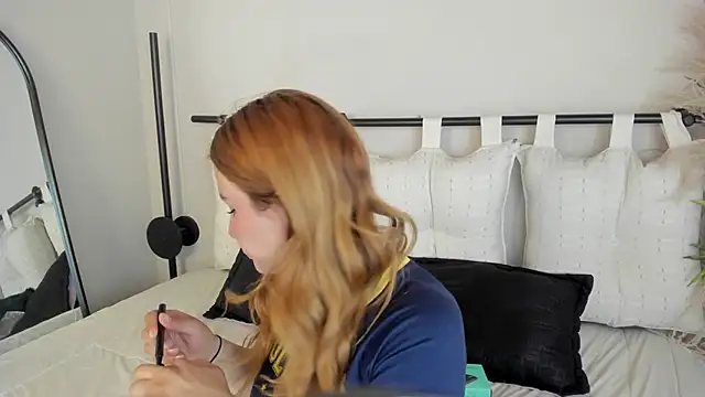  zoe 3 online show from June 18, 12:42 pm