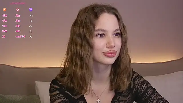 Snapshot of StefaEvans chatting on June 16, 4:53 pm StefaEvans online show from June 16, 4:53 pm