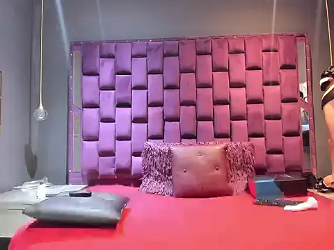 Snapshot of AlesiaLara chatting on June 26, 7:29 pm AlesiaLara online show from June 26, 7:29 pm