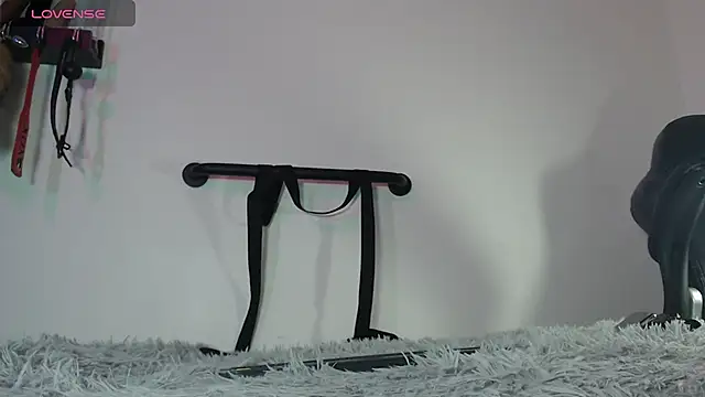 Snapshot of aronleblanc_ chatting on May 8, 11:26 am aronleblanc online show from May 8, 11:26 am