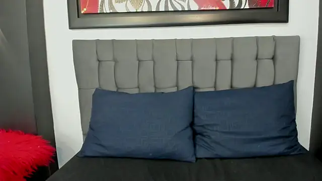 Snapshot of jhoan_evanss chatting on July 14, 2:05 am jhoan evanss online show from July 14, 2:05 am