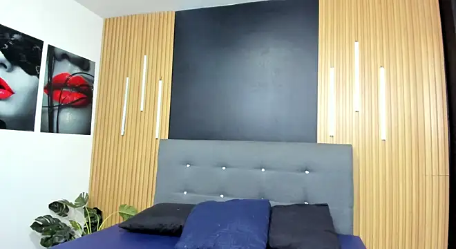 Snapshot of jhoan_evanss chatting on August 3, 2:21 am jhoan evanss online show from August 3, 2:21 am
