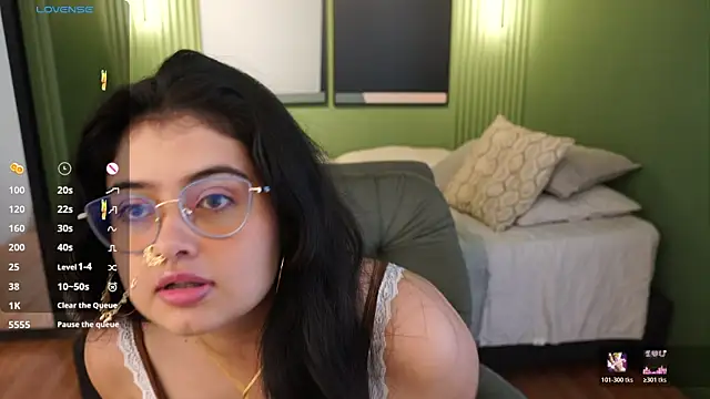 Madison Flame online show from June 26, 4:11 pm